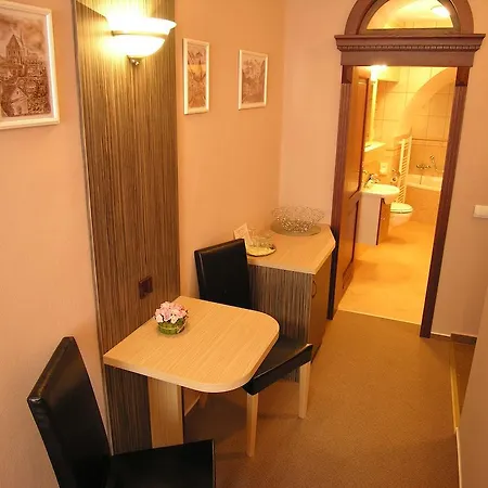 库里塞克旅馆 招待所