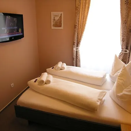 招待所 库里塞克旅馆 3*